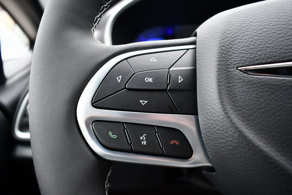 New 2026 Chrysler Voyager LX image 16