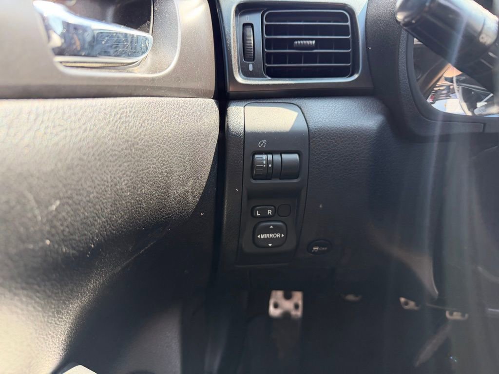 Used 2013 Subaru Impreza WRX Hatchback image 9