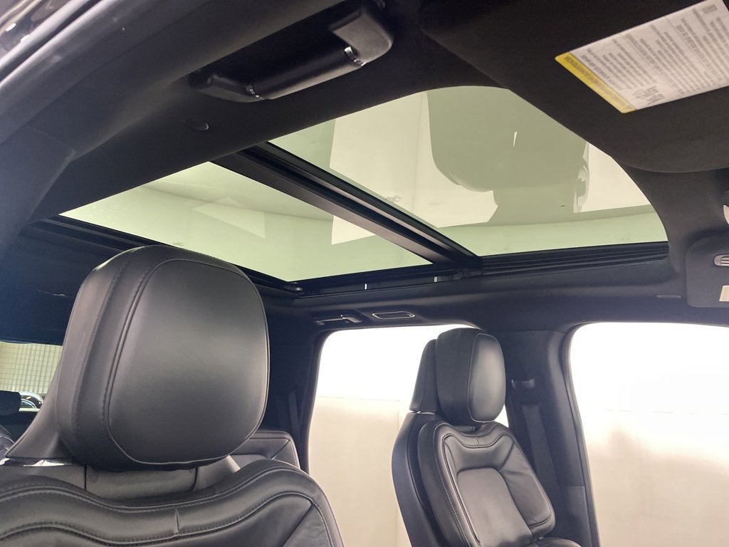 Used 2024 Lincoln Navigator Reserve image 23