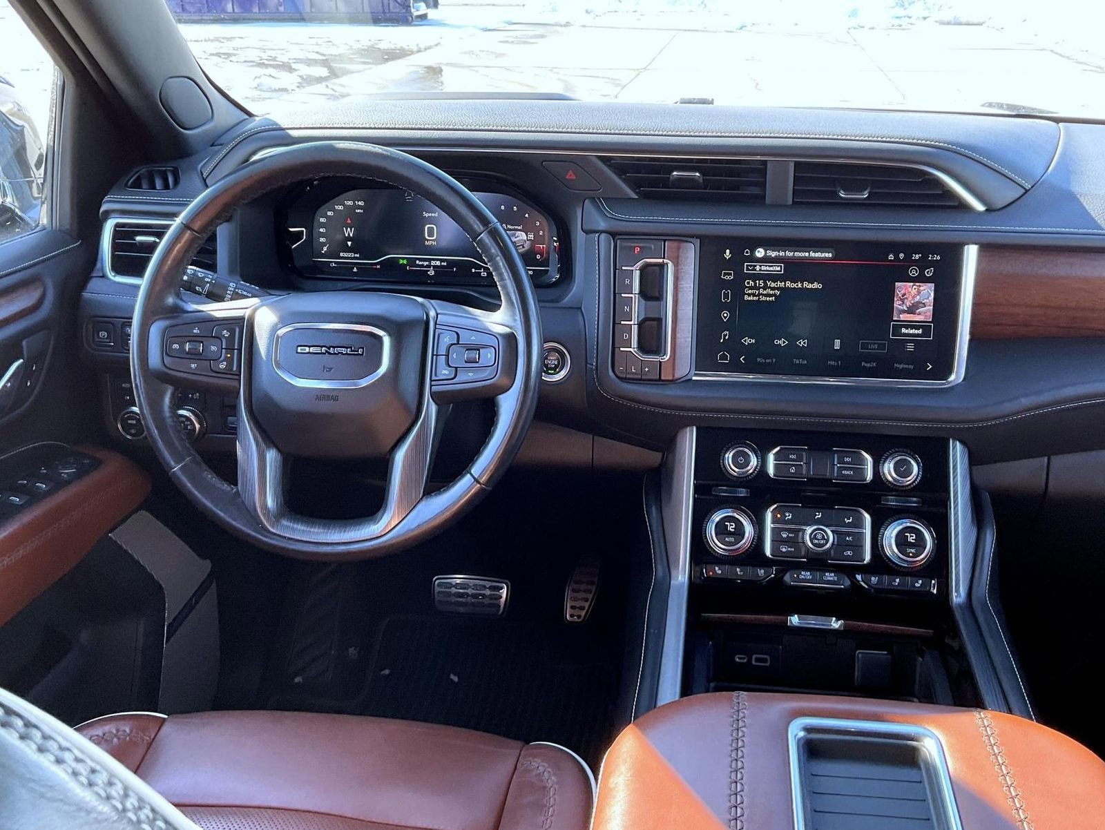 Used 2023 GMC Yukon Denali Ultimate image 14