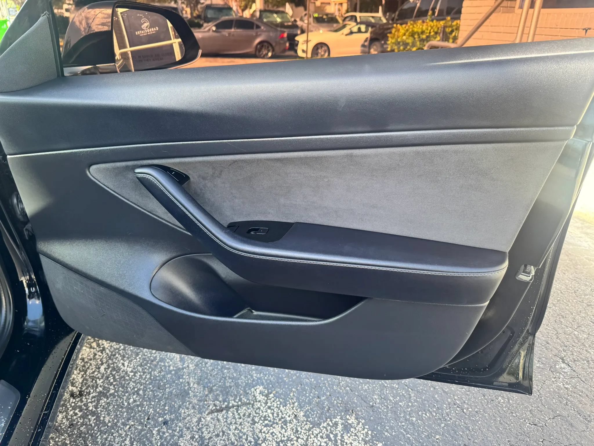 Used 2020 Tesla Model 3 Standard Range RWD image 28