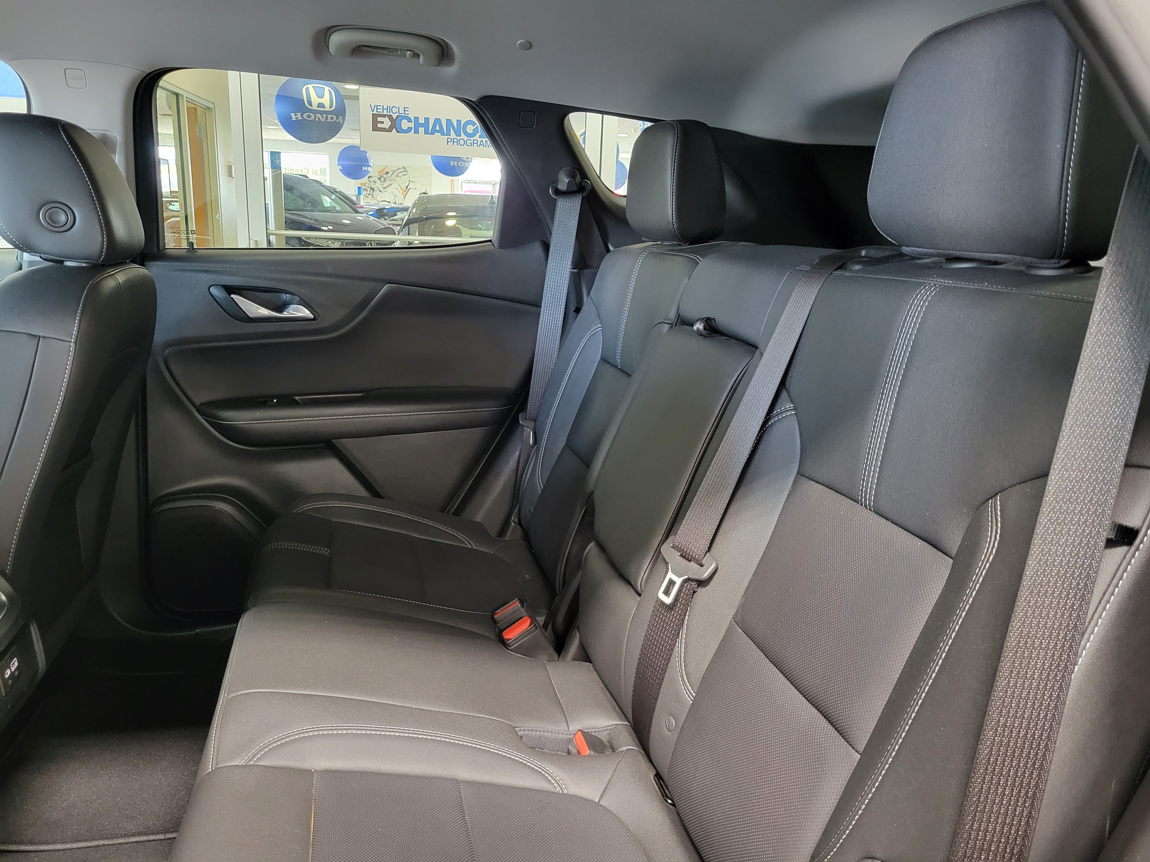 Used 2023 Chevrolet Blazer LT AWD/4WD image 17