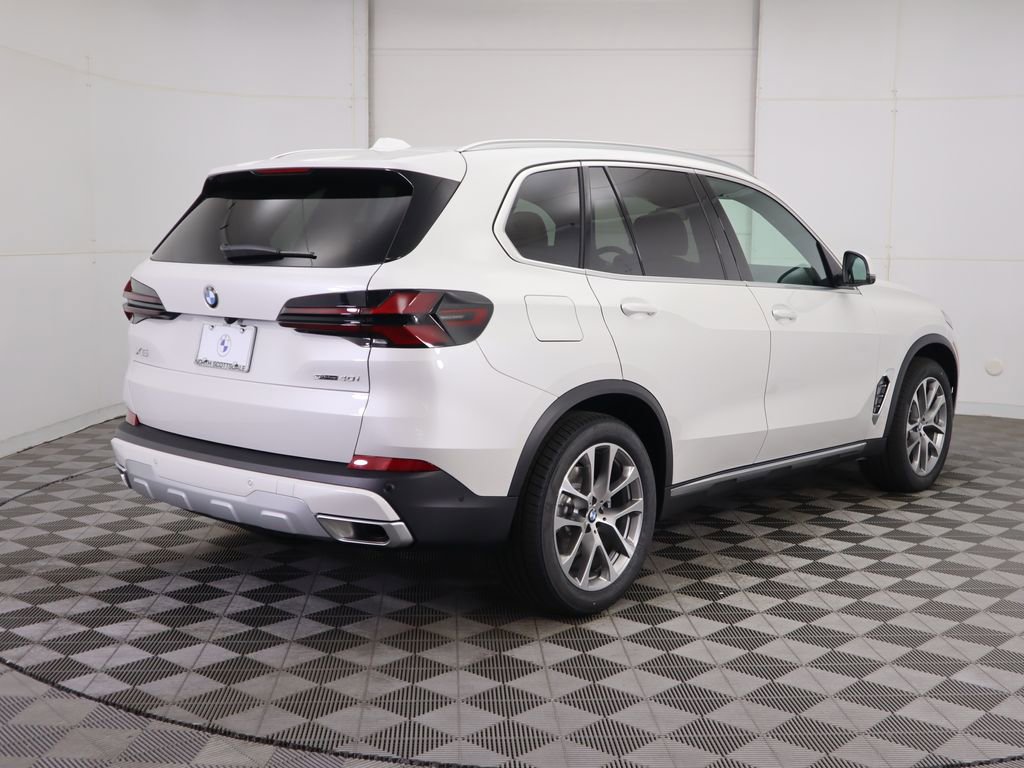 New 2026 BMW X5 sDrive40i w/ Climate Comfort Package image 5
