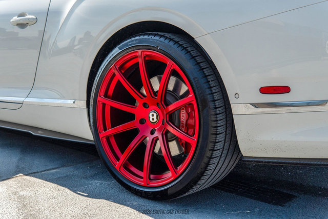 Used 2020 Bentley Continental GT V8 image 98