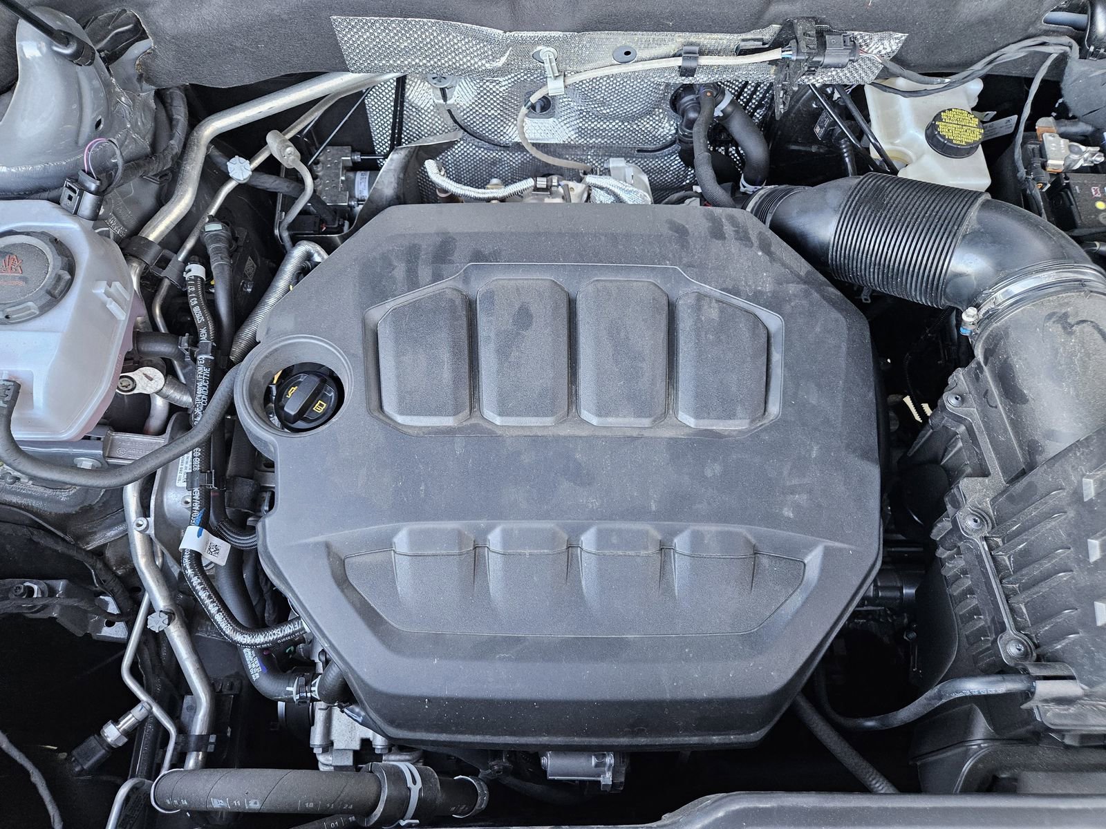 Used 2025 Volkswagen Atlas SEL Premium R-Line image 36