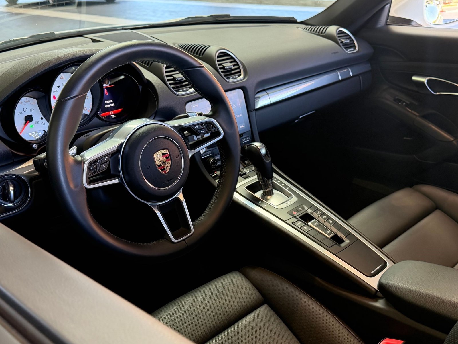 Certified 2022 Porsche 718 Boxster w/ Premium Package RWD video 3