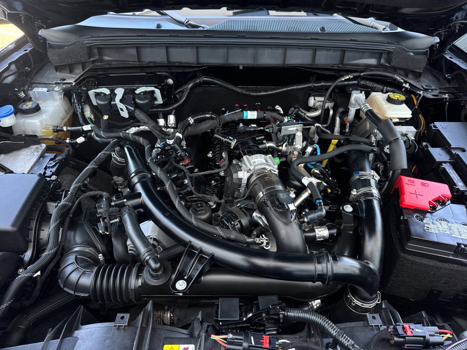 Used 2024 Ford Bronco Wildtrak AWD/4WD image 35