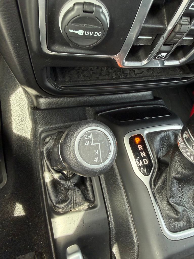 Used 2020 Jeep Gladiator Sport w/ Quick Order Package 24S image 16