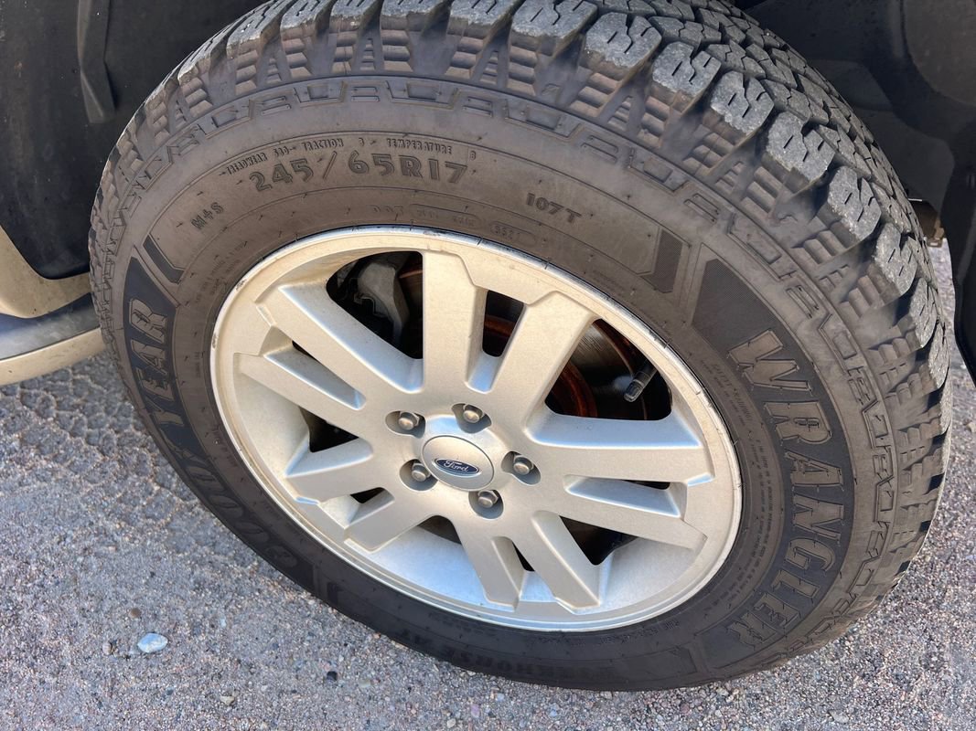 Used 2010 Ford Explorer Eddie Bauer AWD/4WD image 9