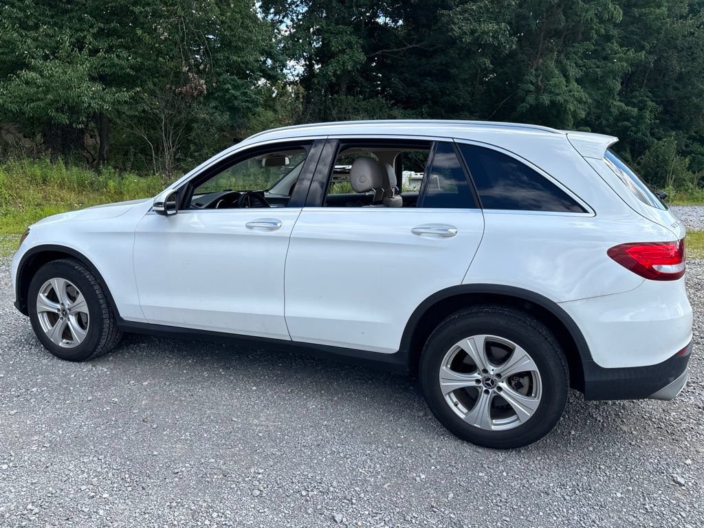 Used 2017 Mercedes-Benz GLC 300 image 8