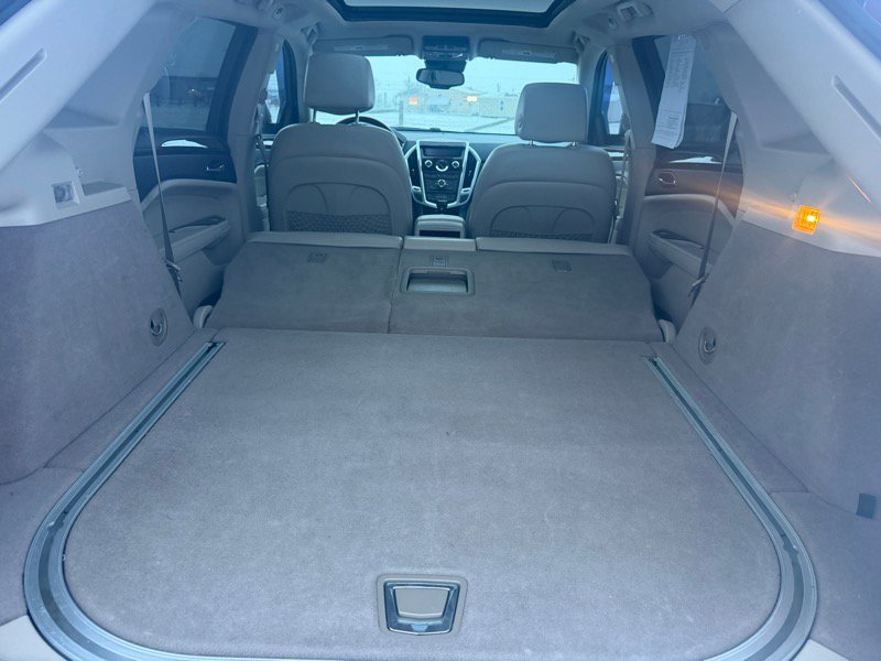 Used 2011 Cadillac SRX Luxury image 25