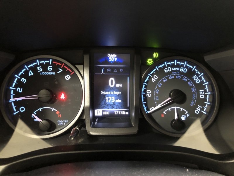 Used 2022 Toyota Tacoma TRD Sport image 25