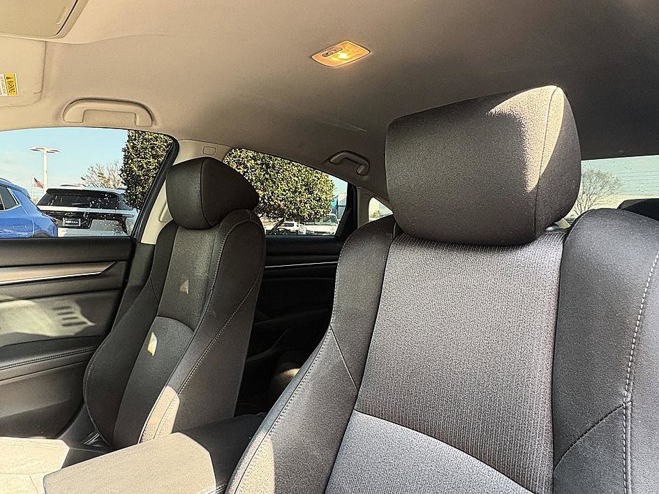 Used 2020 Honda Accord LX image 18