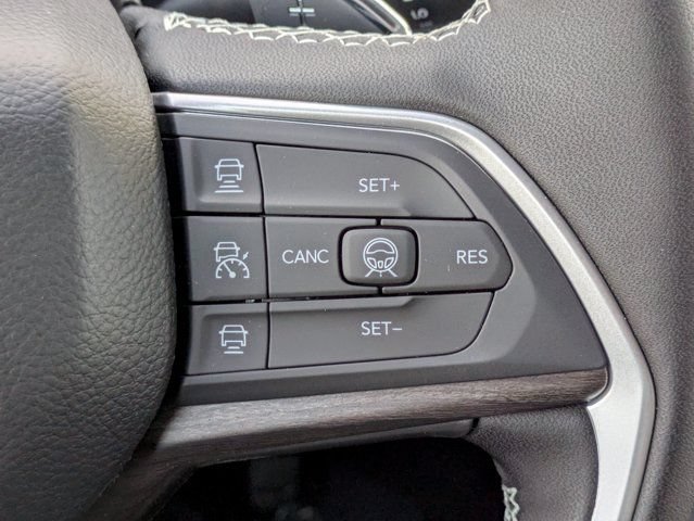 New 2026 Jeep Grand Cherokee L 4WD image 28
