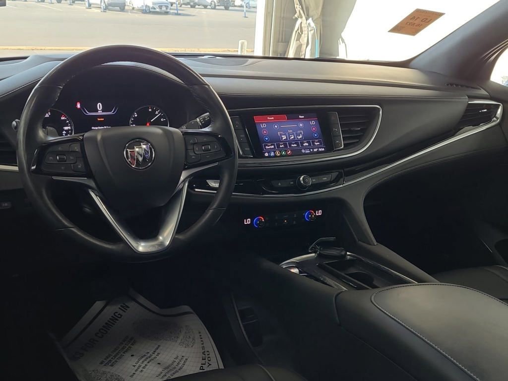 Used 2023 Buick Enclave Avenir w/ Avenir Technology Package image 9