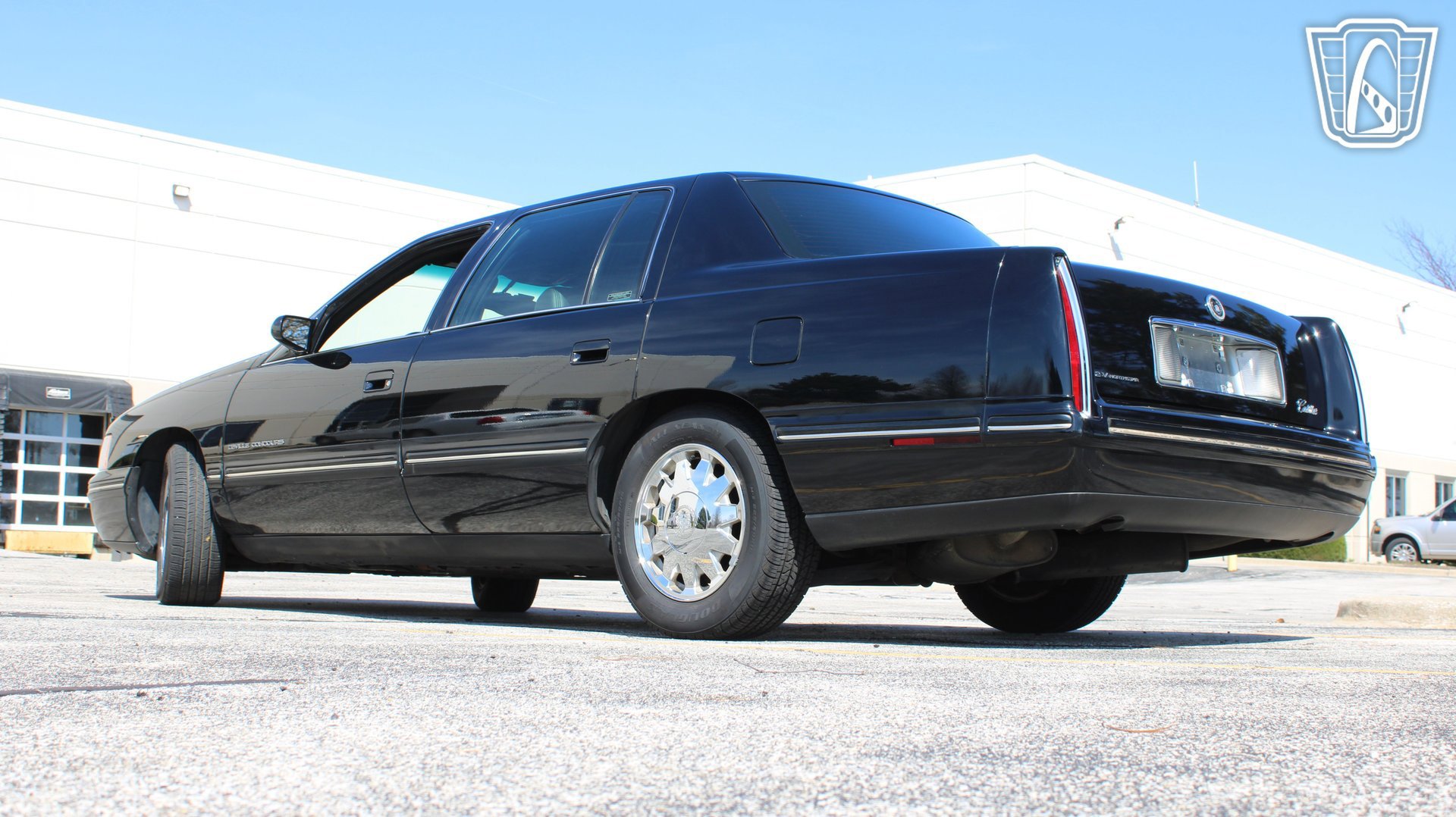 Used 1999 Cadillac De Ville Concours FWD image 9