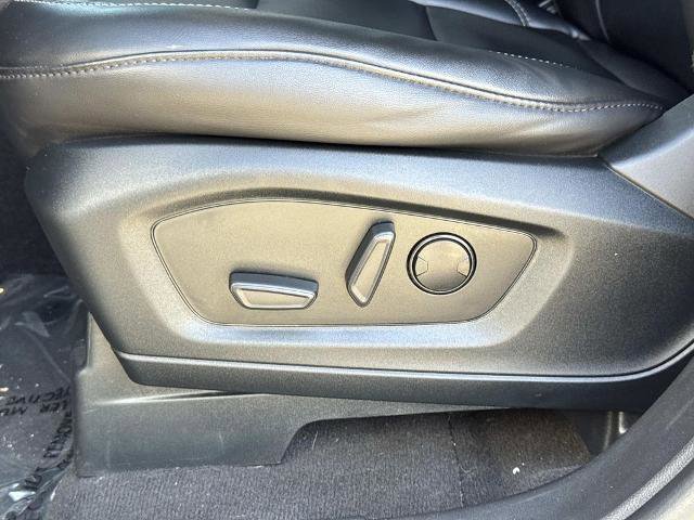 Certified 2022 Ford Explorer XLT w/ Equipment Group 202A image 21