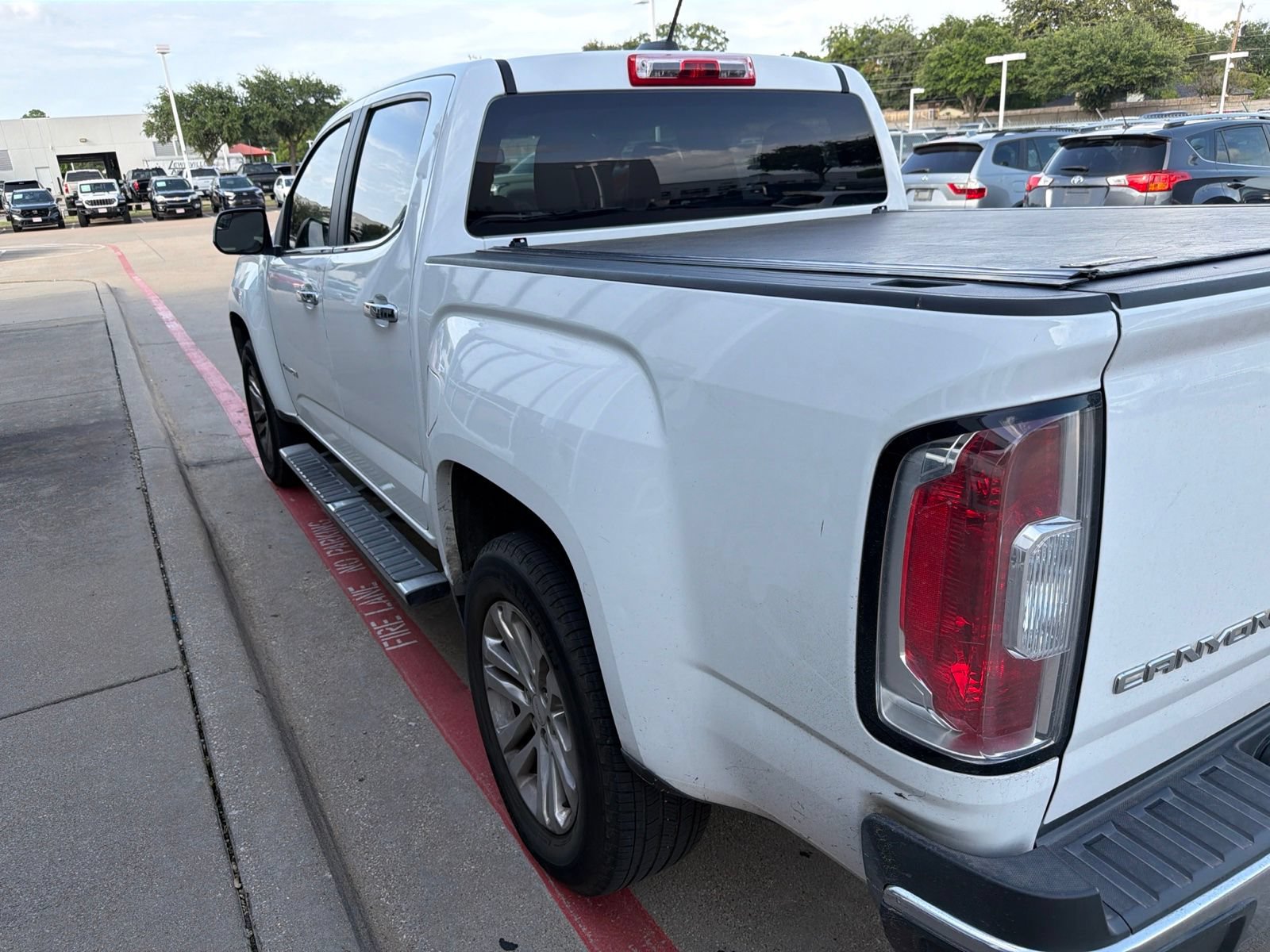 Used 2015 GMC Canyon SLT w/ Driver Alert Package RWD image 7