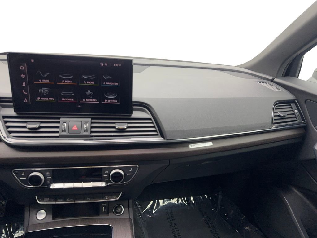 Used 2023 Audi Q5 2.0T Premium w/ Convenience Package image 55