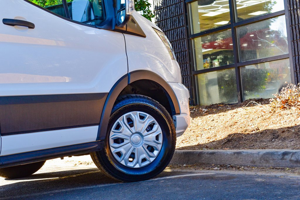 Used 2023 Ford Transit 350 XLT image 17