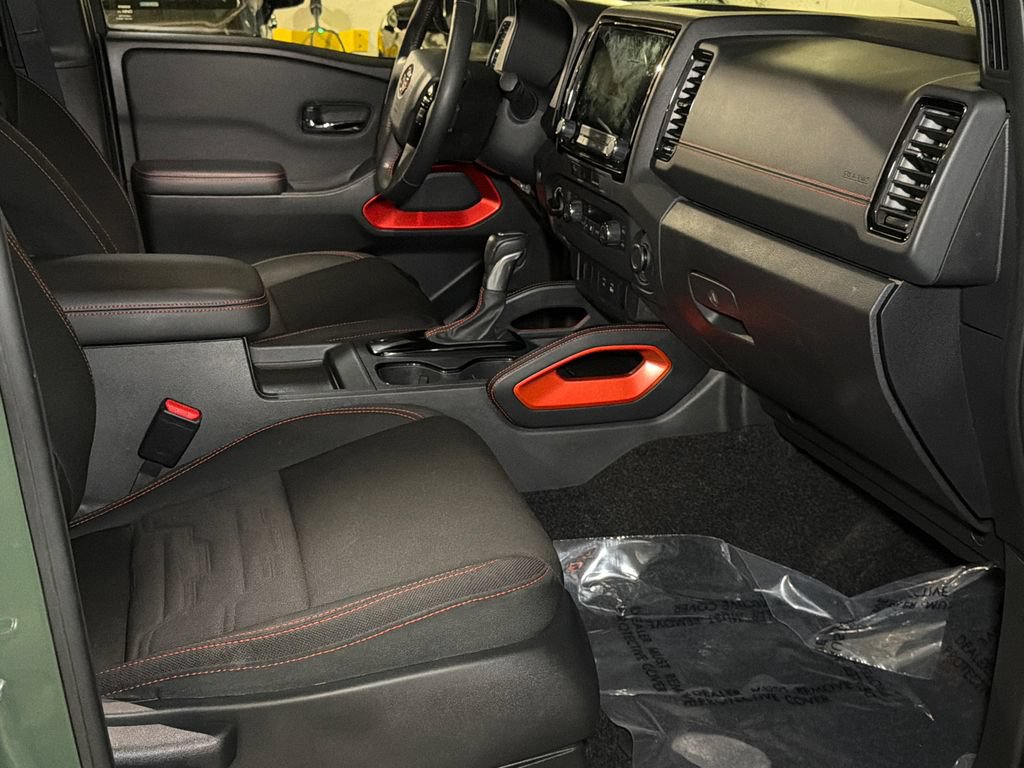 Used 2024 Nissan Frontier PRO-4X w/ Off-Road Protection Package AWD/4WD image 11