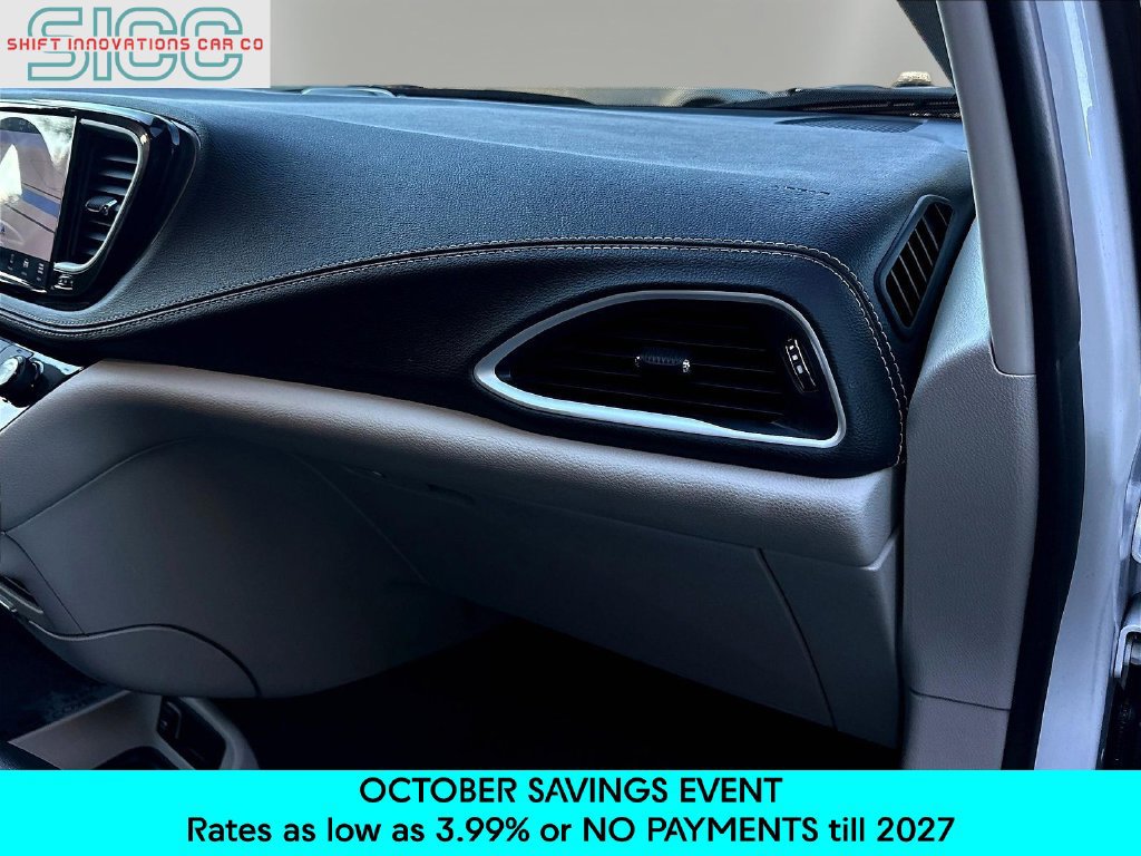 Used 2024 Chrysler Pacifica Limited FWD image 29