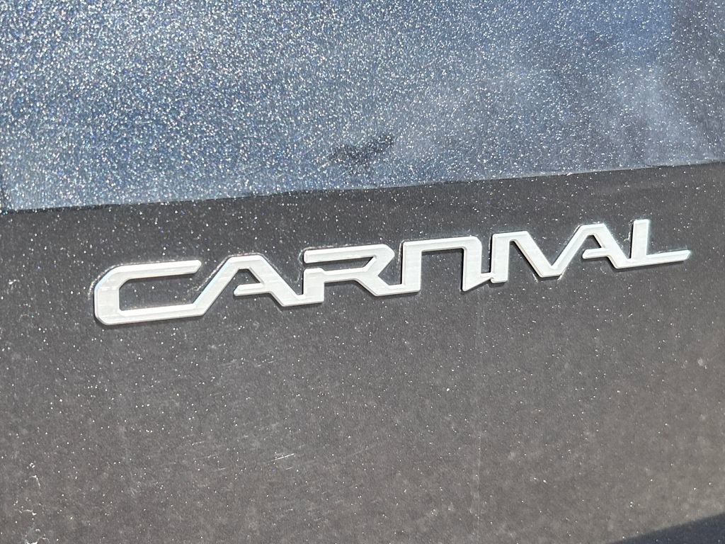 Used 2023 Kia Carnival SX Prestige image 31