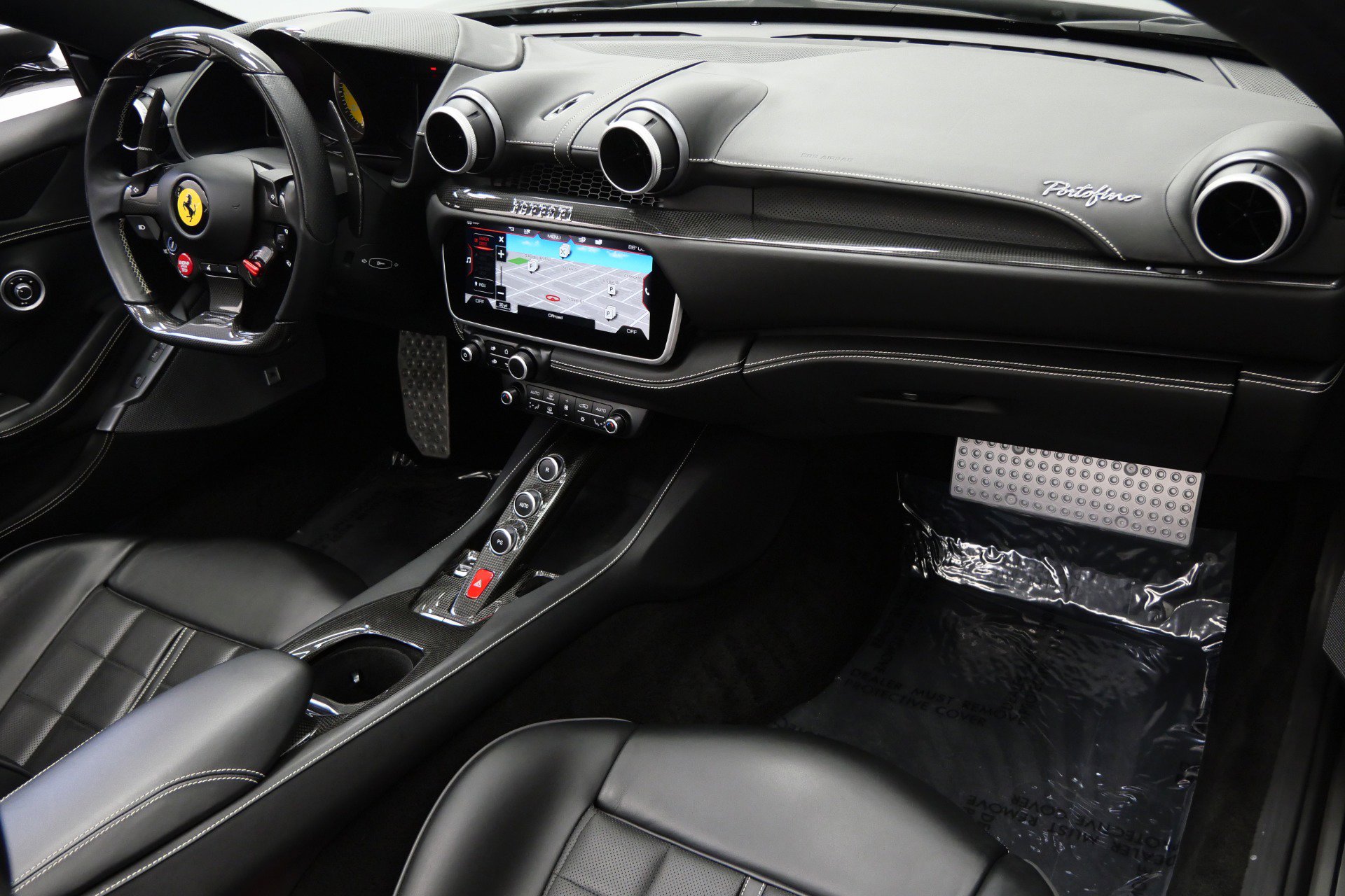 Used 2019 Ferrari Portofino RWD image 14