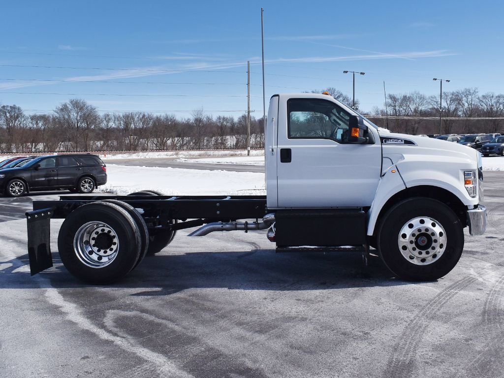 New 2027 Ford F650 2WD Regular Cab Super Duty image 13