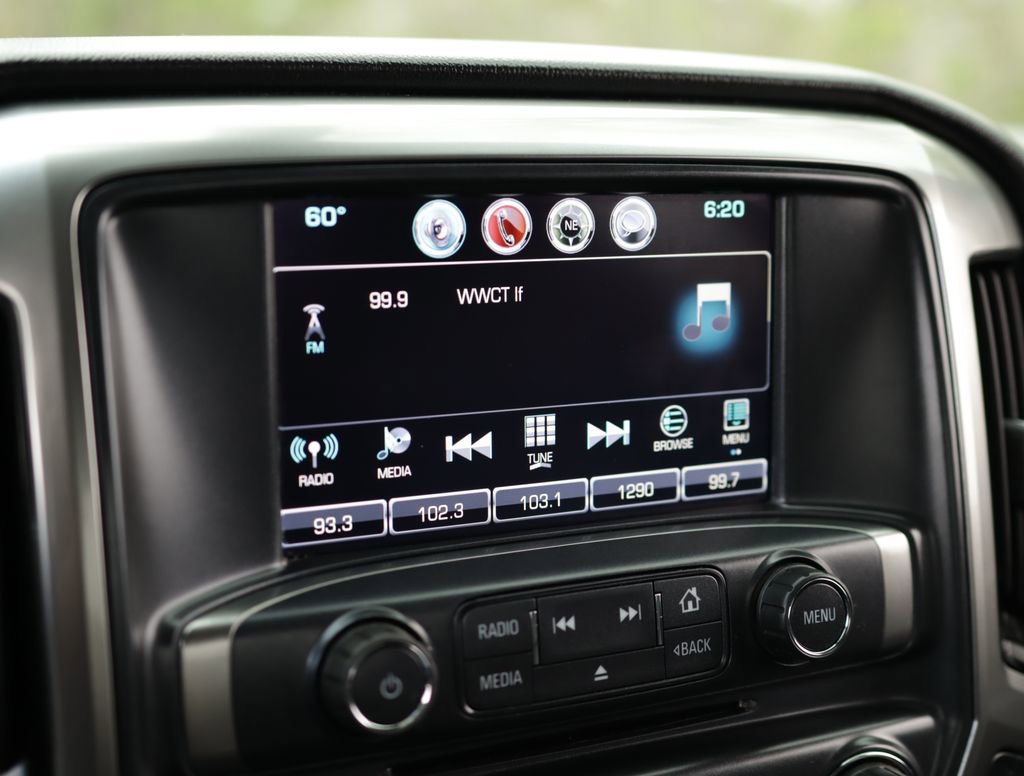 Used 2016 Chevrolet Silverado 1500 LT w/ Midnight Edition image 13