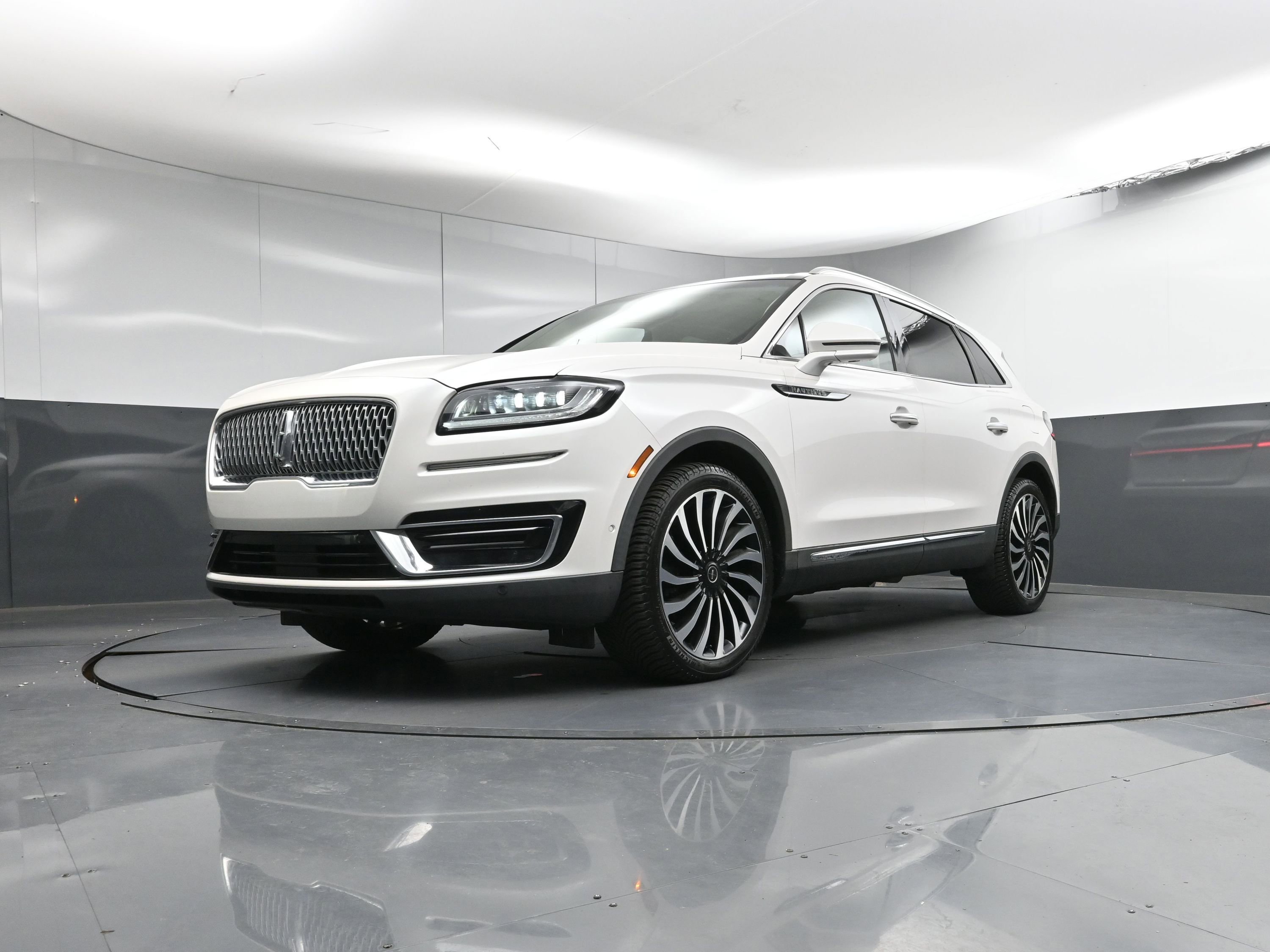 Used 2019 Lincoln Nautilus Black Label image 30