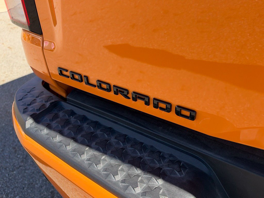 Used 2026 Chevrolet Colorado LT AWD/4WD image 14