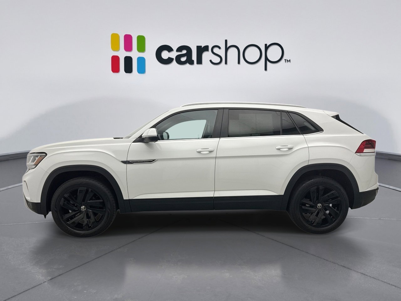 Used 2023 Volkswagen Atlas Cross Sport SE AWD/4WD image 2