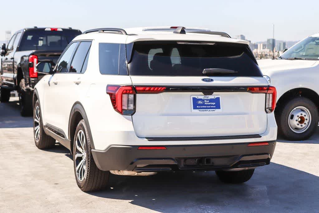 Certified 2025 Ford Explorer ST-Line RWD image 6