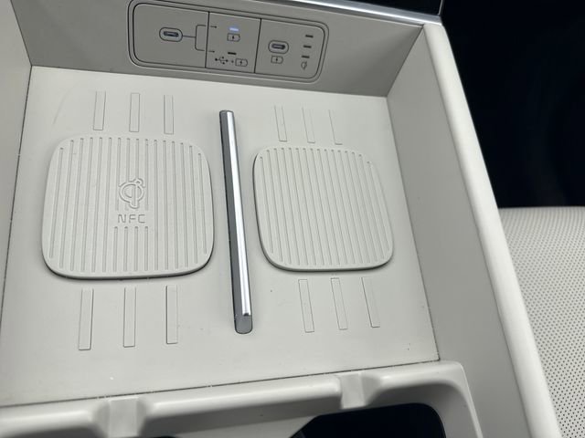 Used 2025 Hyundai Santa Fe SEL AWD/4WD image 31