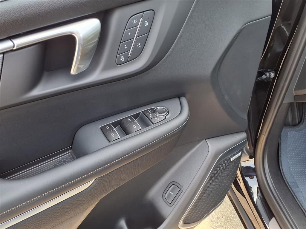 New 2026 Buick Enclave Sport Touring w/ Power Package image 10