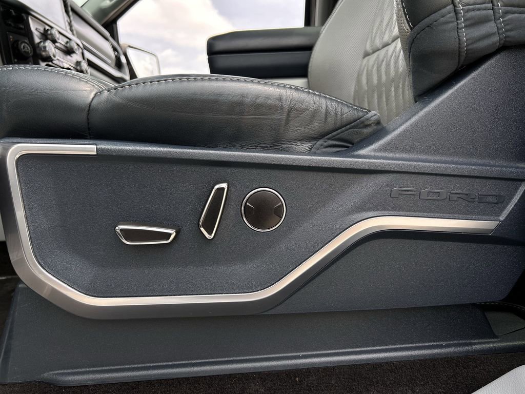 Used 2022 Ford F150 Limited AWD/4WD image 33