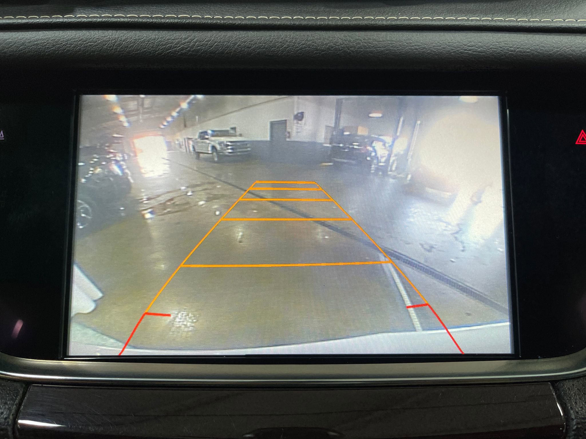 Used 2017 Cadillac XT5 Luxury w/ Driver Awareness Package image 11