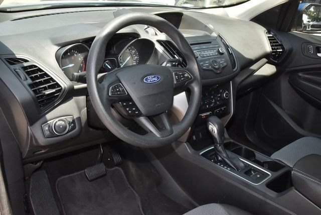 Used 2018 Ford Escape SE FWD image 32