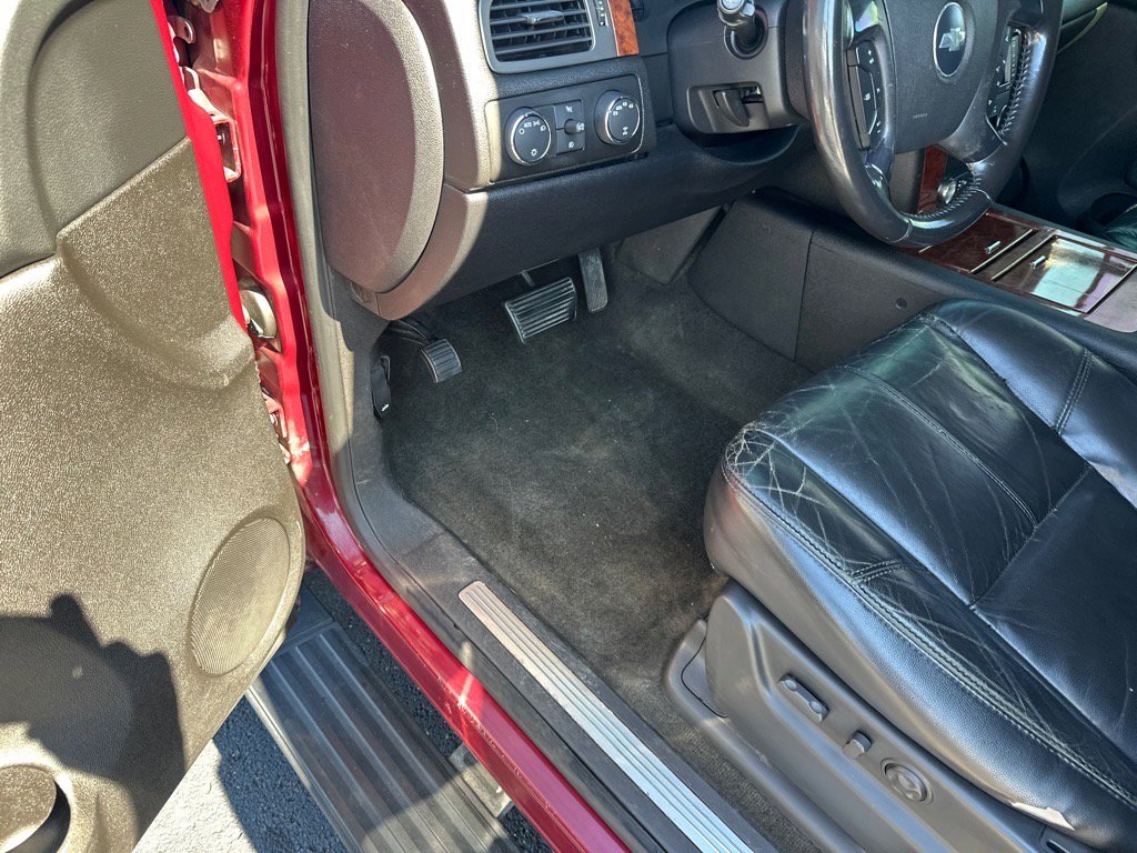 Used 2007 Chevrolet Tahoe LTZ w/ LTZ Preferred Equipment Group image 21