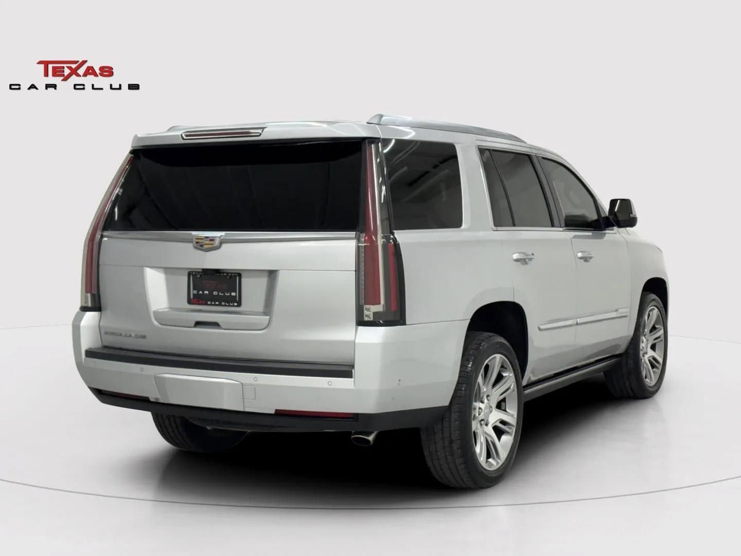 Used 2018 Cadillac Escalade Premium Luxury RWD image 5