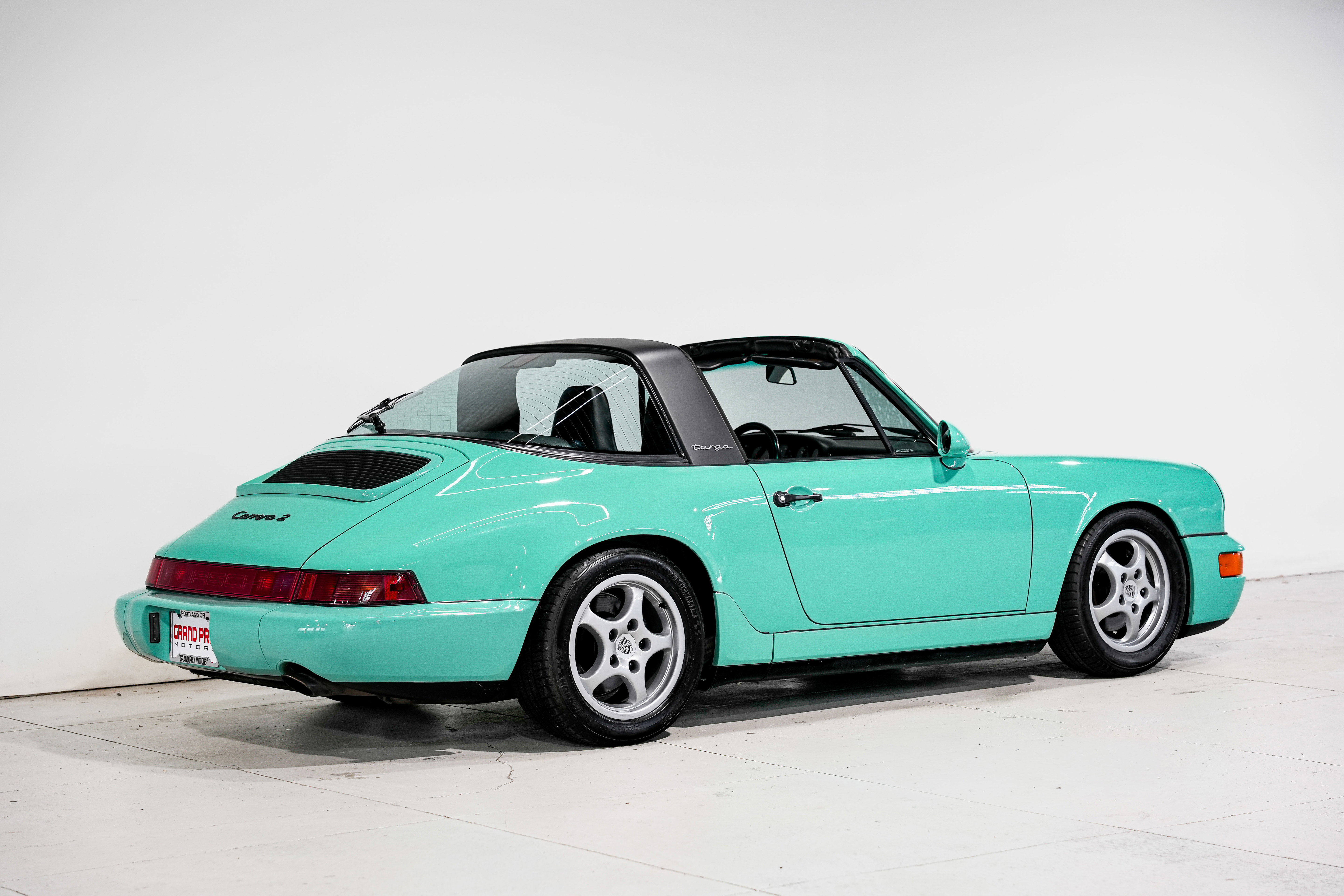 Used 1992 Porsche 911 Targa image 3