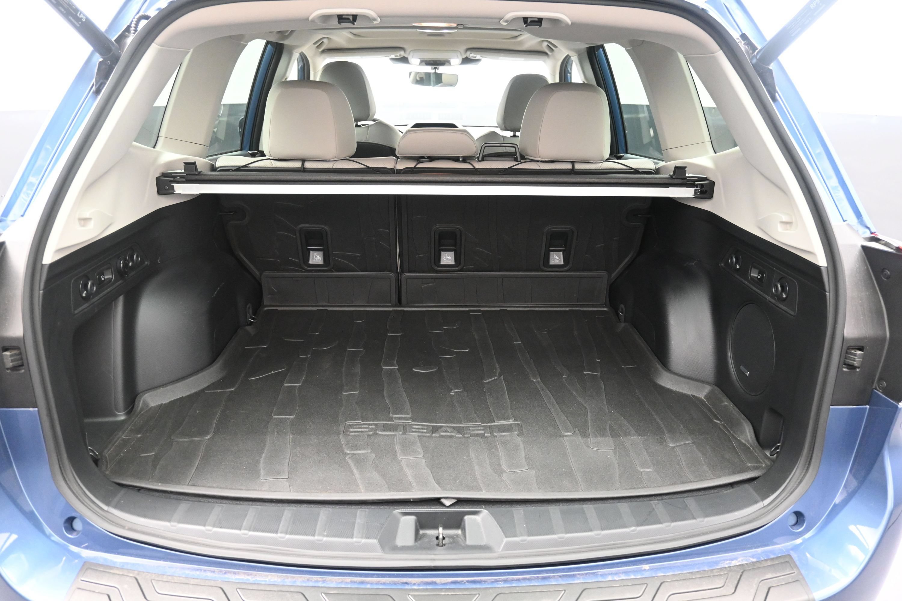 Used 2022 Subaru Forester Limited AWD/4WD image 17