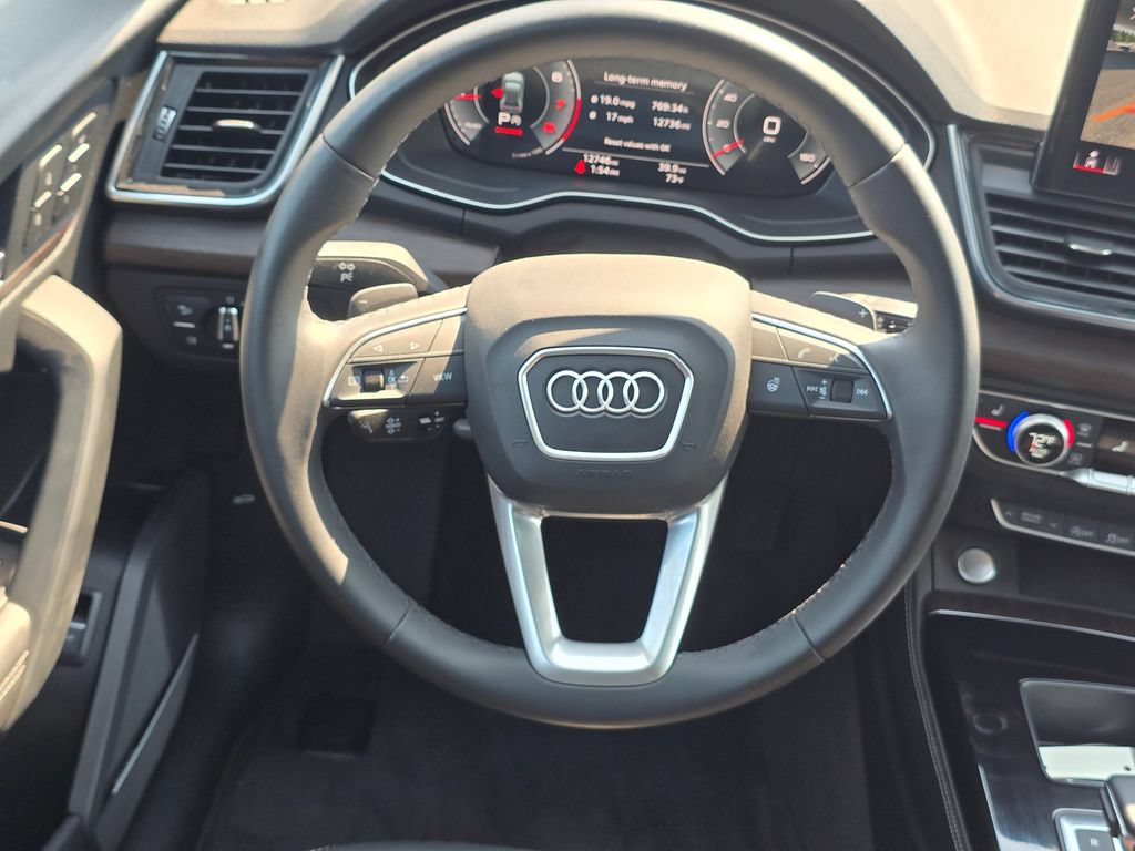 Used 2023 Audi Q5 2.0T Premium Plus w/ Premium Plus Package AWD/4WD image 19