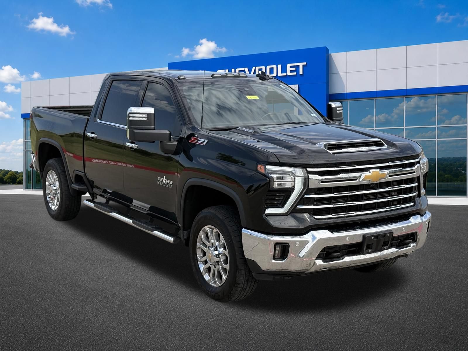 Used 2024 Chevrolet Silverado 2500 LTZ w/ LTZ Texas Edition AWD/4WD image 12