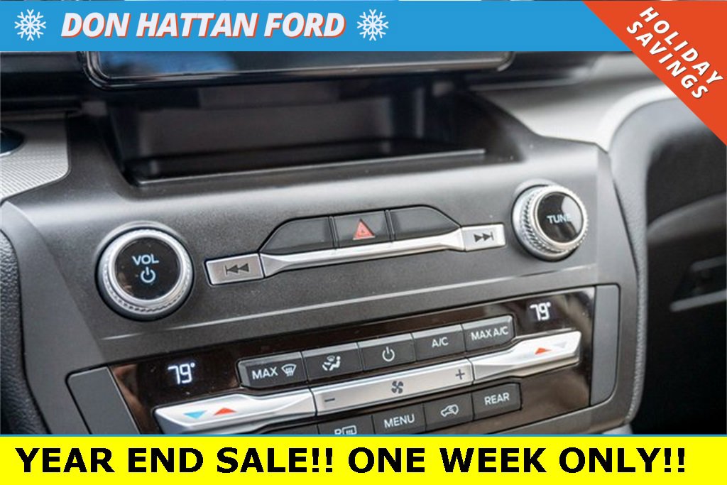 Used 2020 Ford Explorer XLT w/ Equipment Group 202A image 10