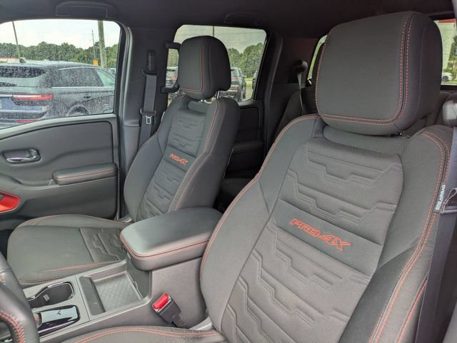 Used 2025 Nissan Frontier PRO-4X AWD/4WD image 15