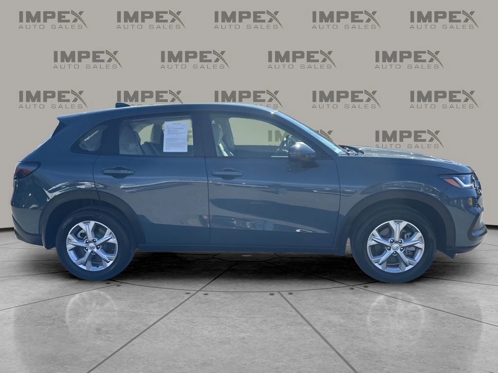 Used 2025 Honda HR-V LX image 6