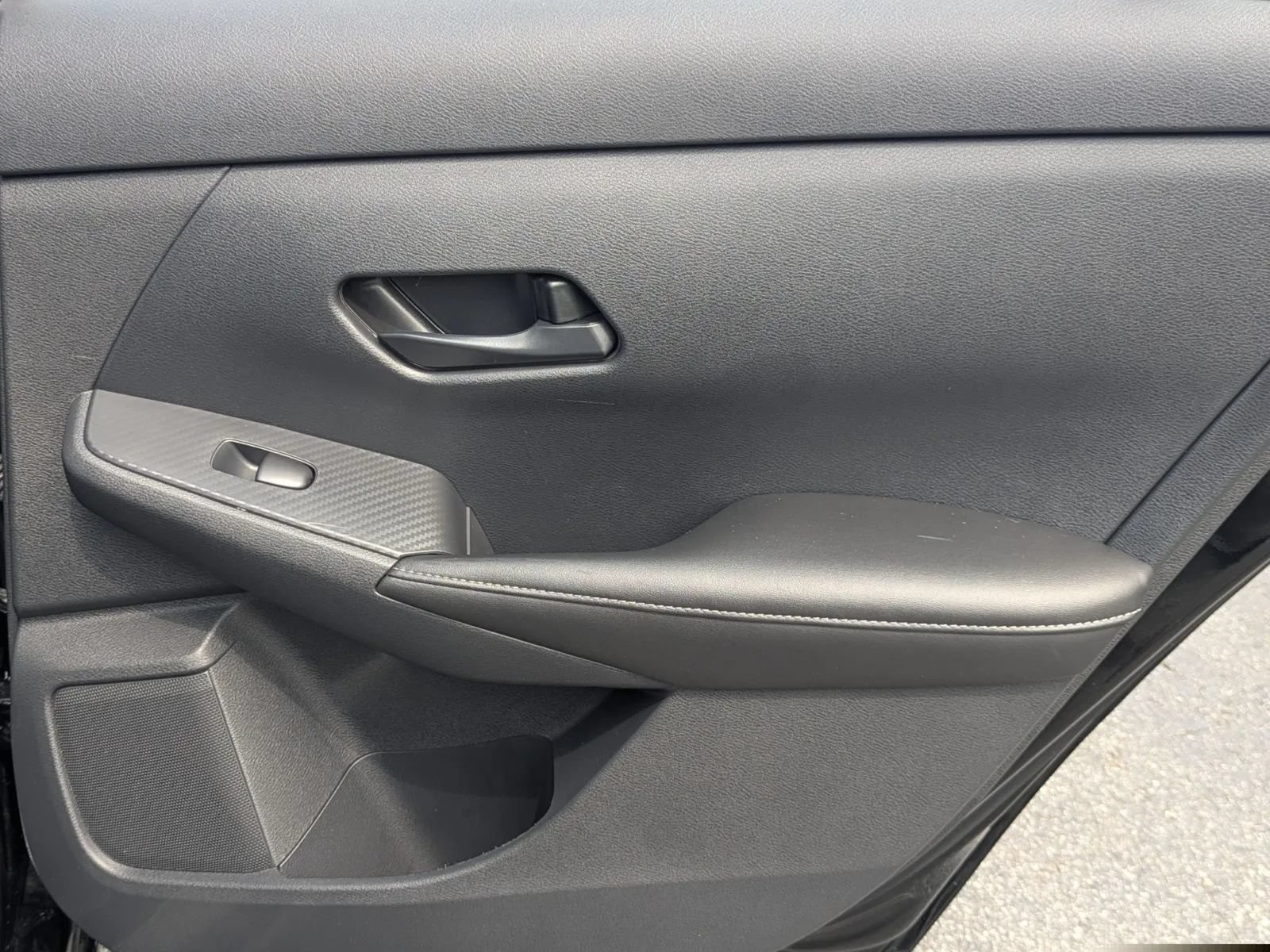 Used 2025 Nissan Sentra S FWD image 15