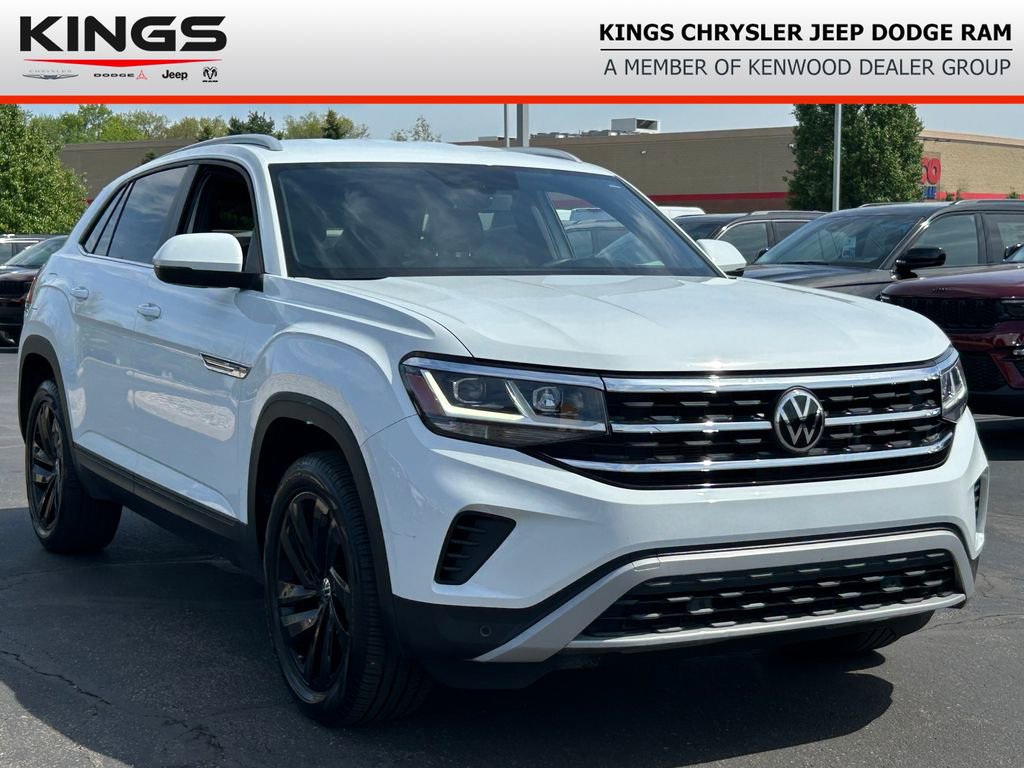Used 2022 Volkswagen Atlas Cross Sport SE FWD image 1